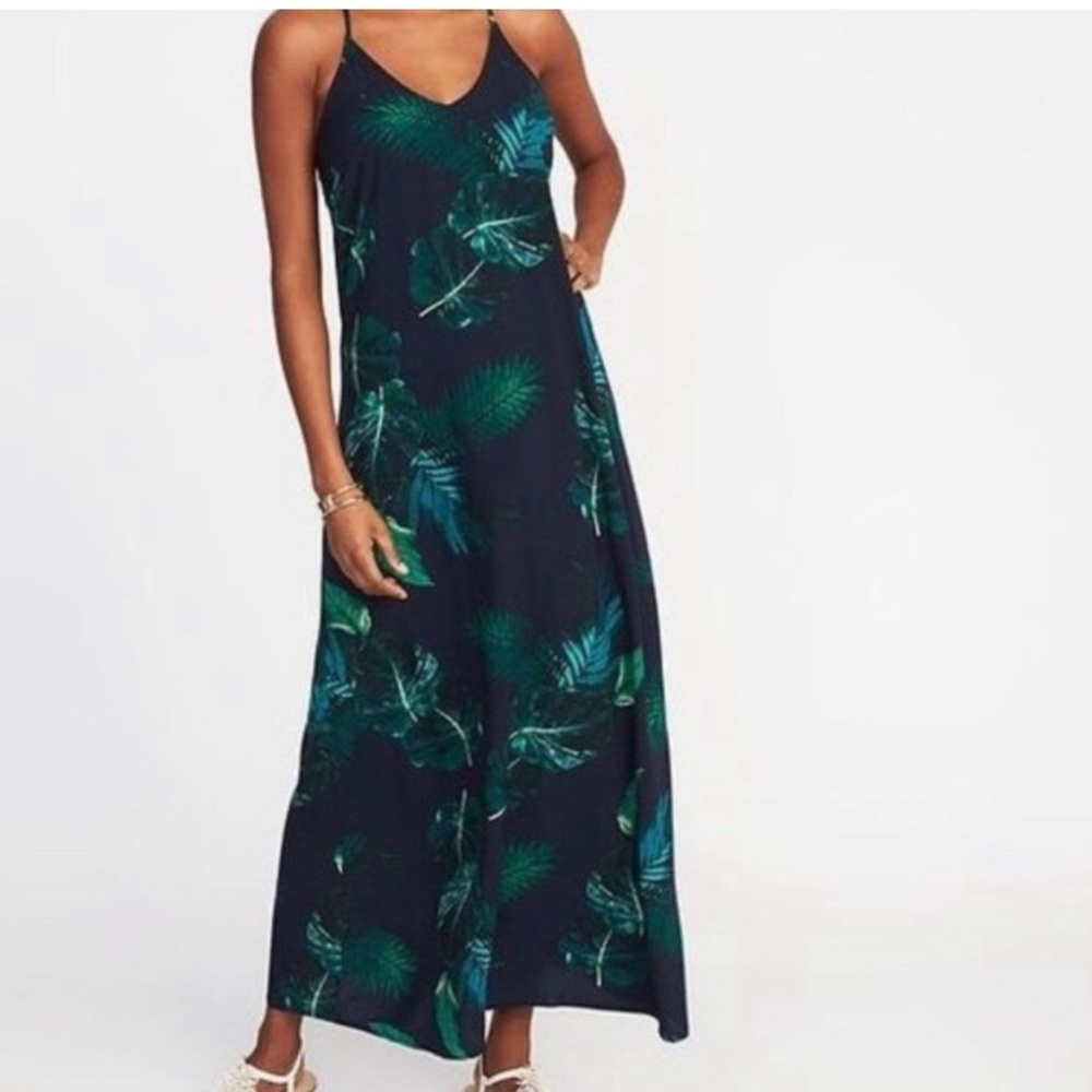 Old Navy Palm Maxi dress